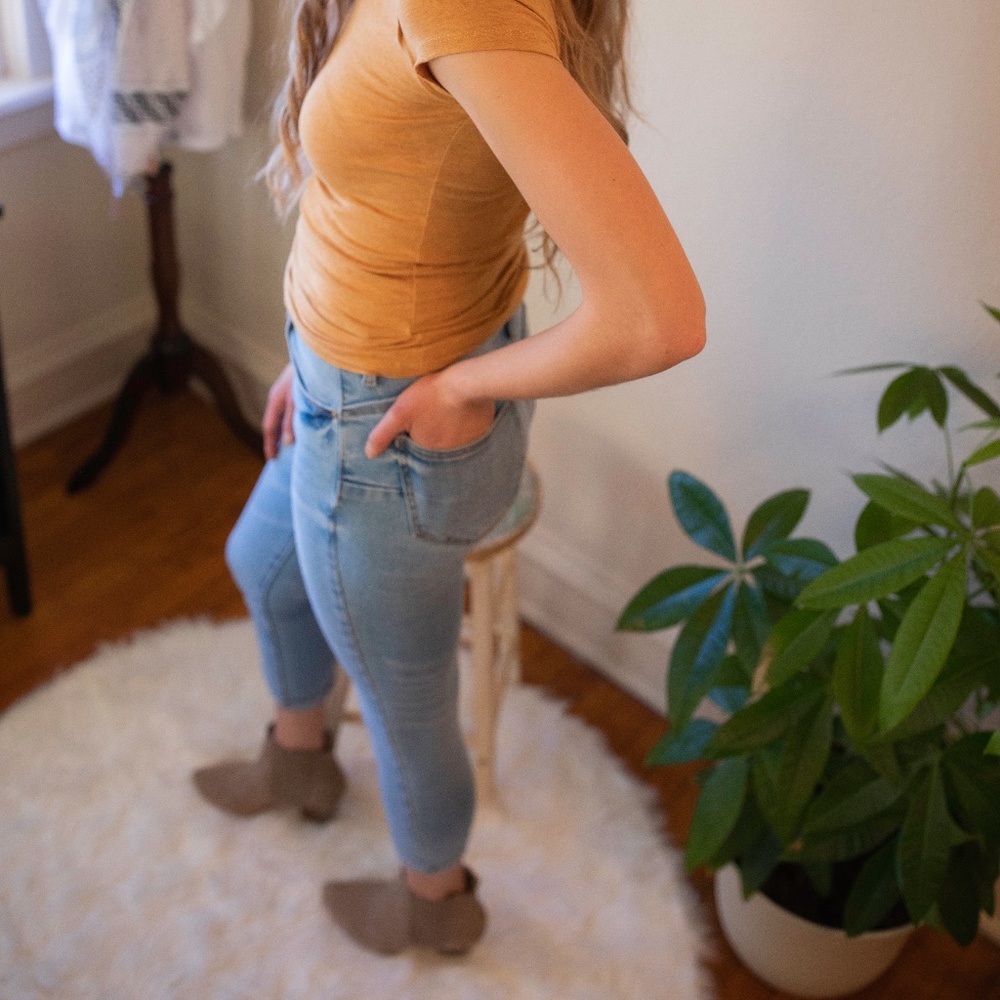 High Rise Ankle Skinny Jean